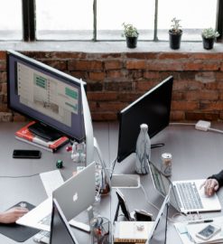 Top Reasons to Use a Tailored Agency Service